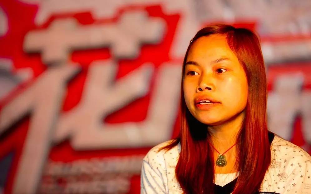 羅玉鳳最新動態(tài)引發(fā)熱議，公眾視線與爭議焦點深度解析