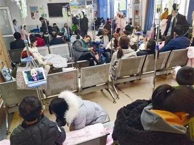最新疫情爆發(fā)，理解、應(yīng)對(duì)與前行之路