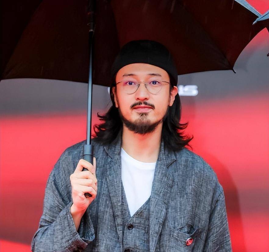 王傳君最新動態(tài)，演繹之路的新篇章開啟